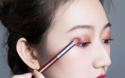 眼影怎么畫？畫眼影的正確方法！